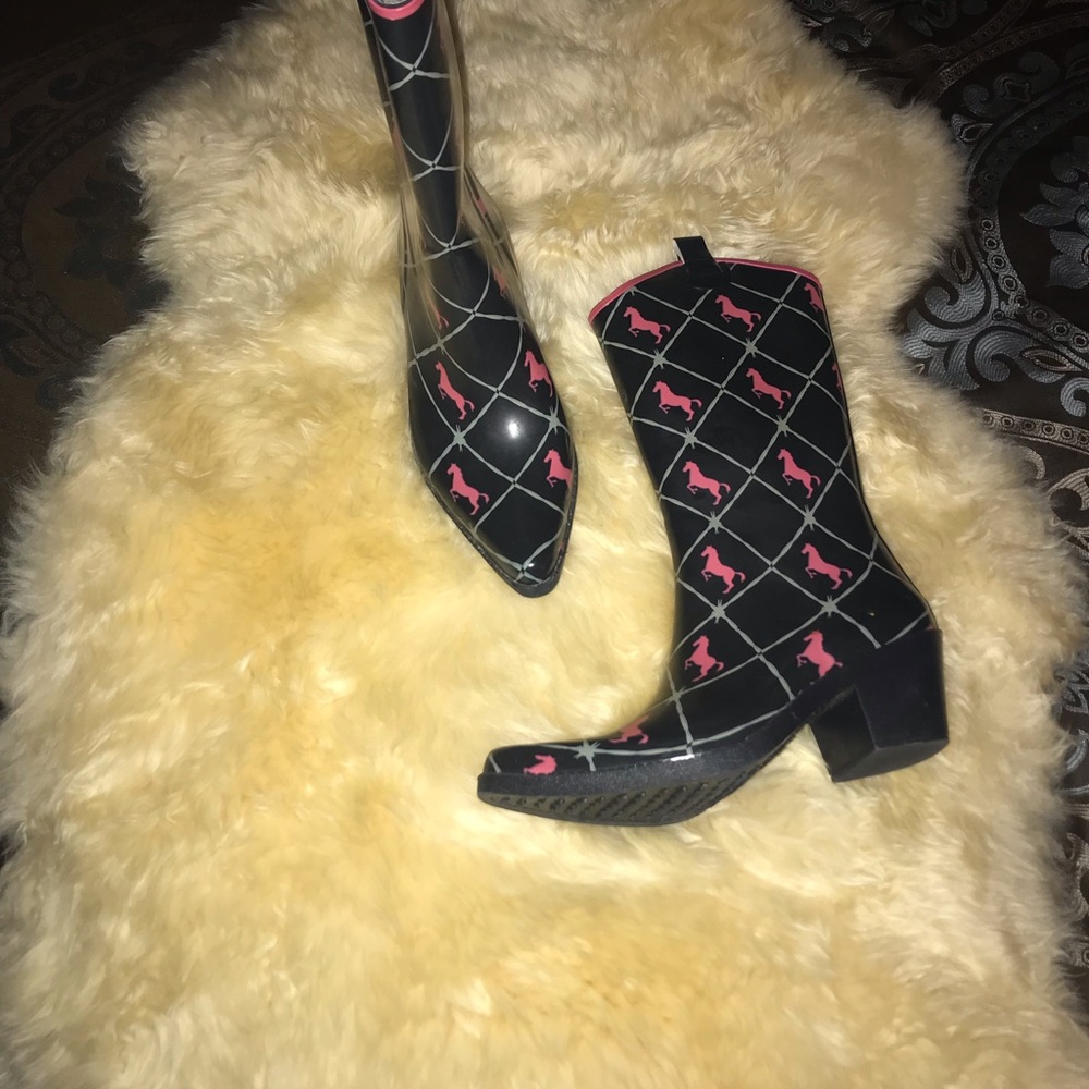Rain boots